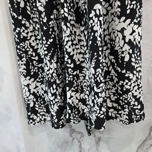Cocomo Dress Womens 1X Black White Maxi Long V Neck Stretchy Knit Botanical - Picture 8 of 10